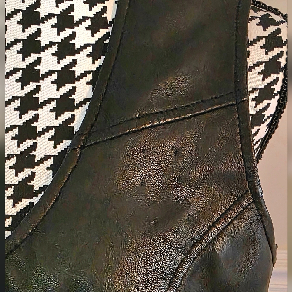 FIRST CLASSICS LADY RIDERS LEATHER VEST - Picture 12 of 14